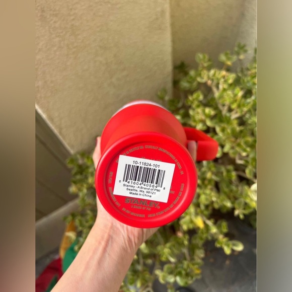 LIMITED EDITION Stanley Valentine Target Red 40oz Tumbler(STANLEY CUP ONLY) - Picture 5 of 9